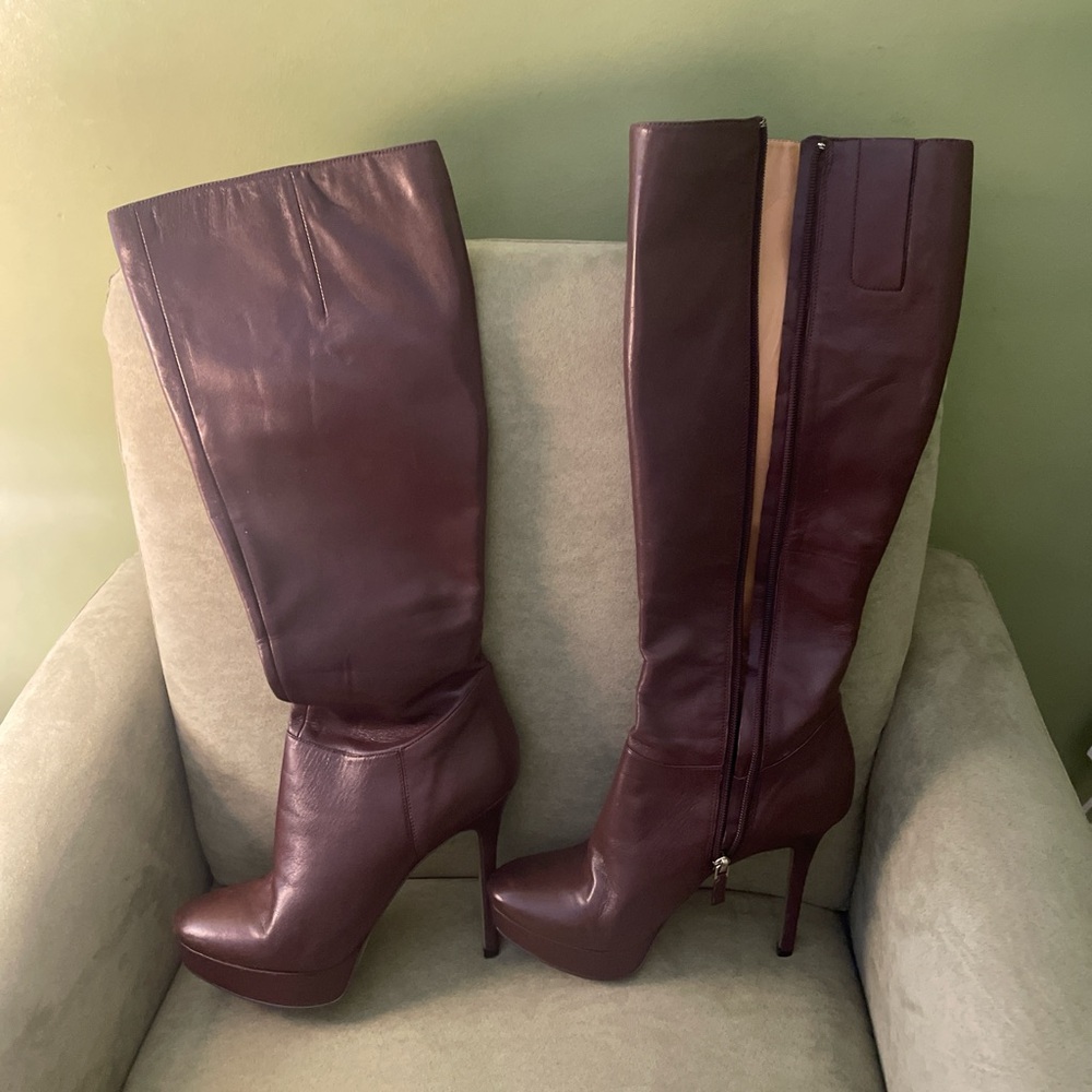 Elegant Brown Knee-High Leather Boots